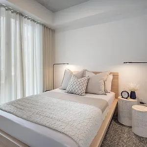  Appartement Corporate / Business In Heart Canada